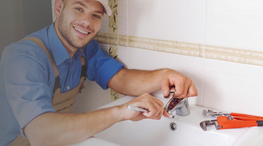 Professional same day plumber in De Pere, WI